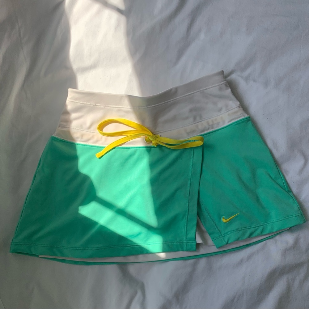 Nike Green, Yellow, and White Tennis Skirt